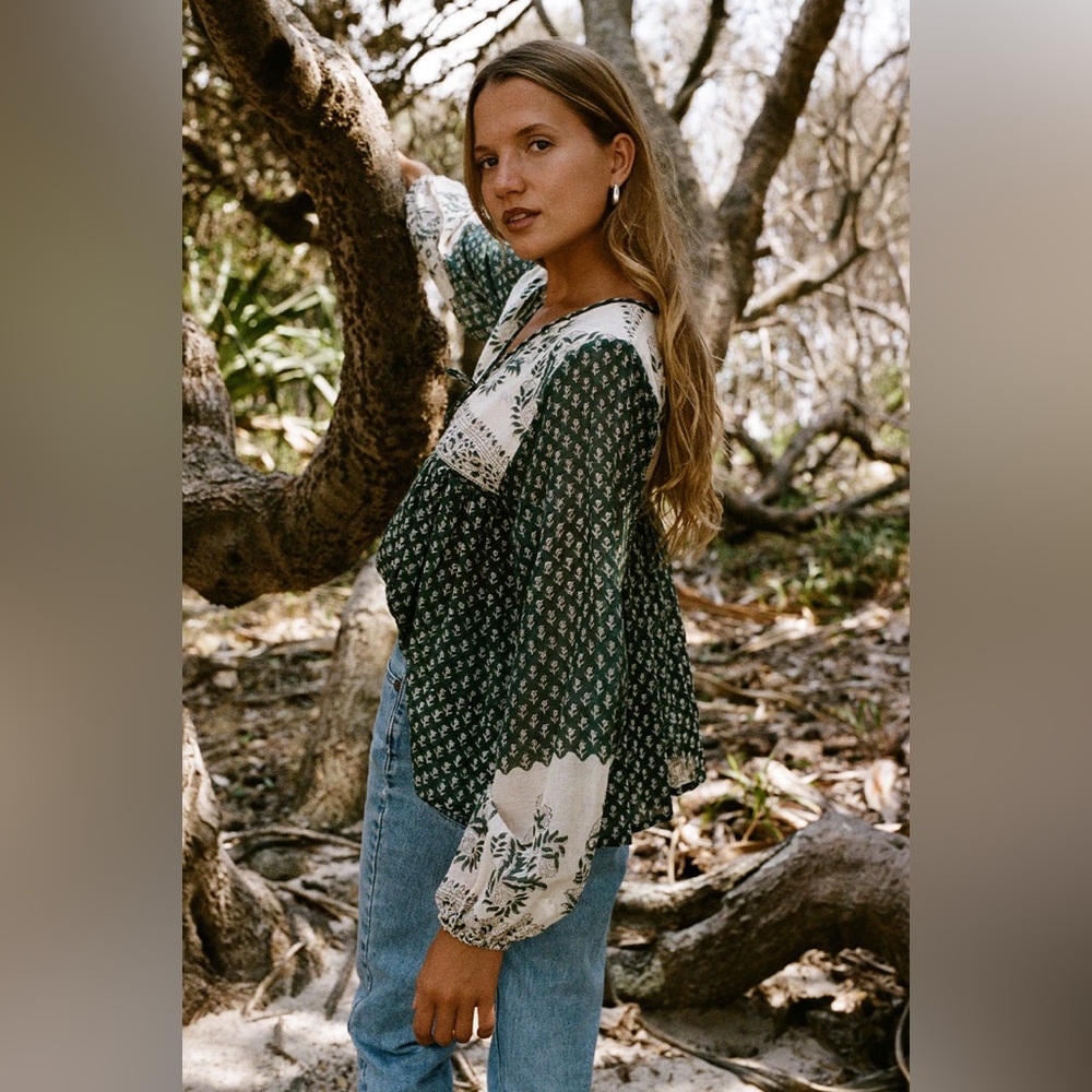 Daughters of India Rooh Blouse in Pine